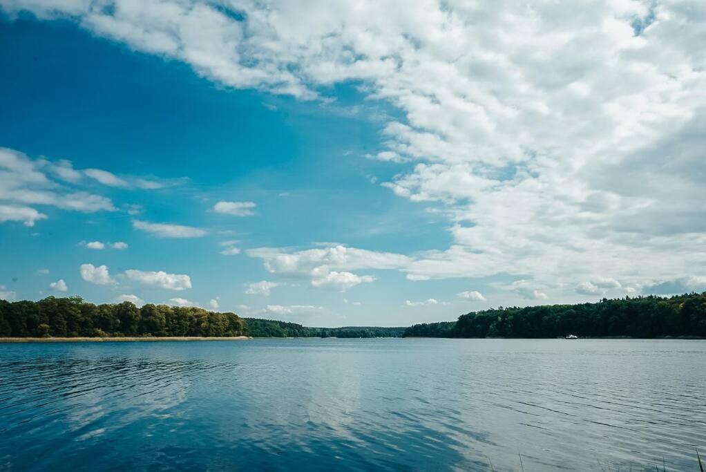 Holzhaus Direkt Am See Priepert Экстерьер фото