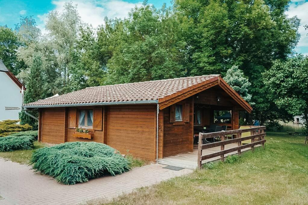 Holzhaus Direkt Am See Priepert Экстерьер фото